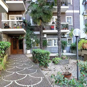 https://le-quattro-meraviglie.it-romehotels.com